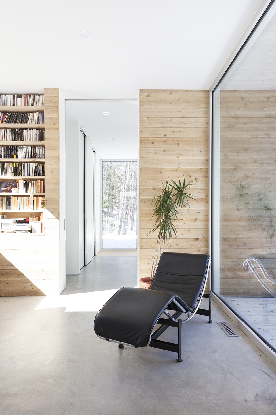 La Louve by Atelier Pierre Thibault
