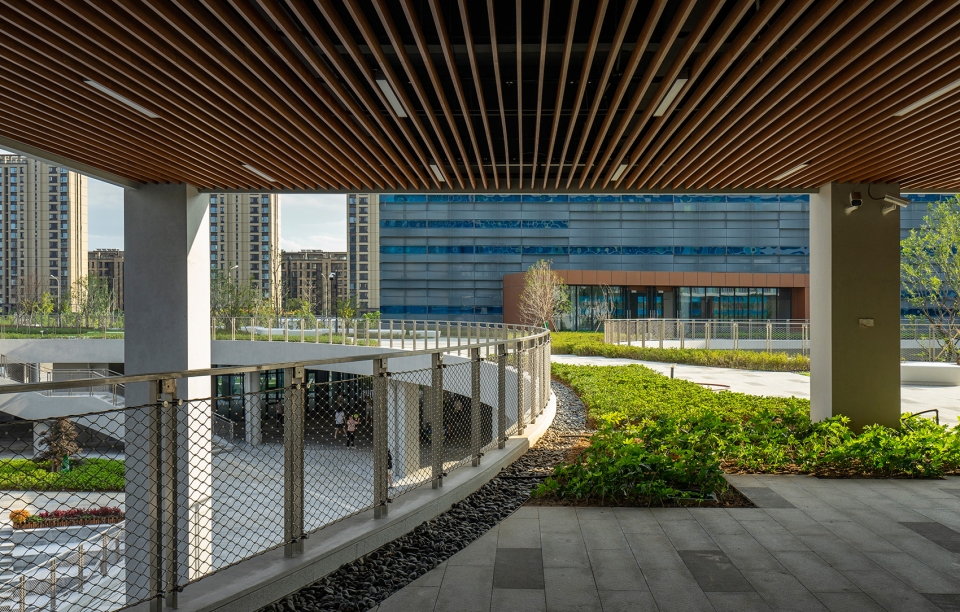 east campus of ningbo xiaoshi high school by udg china