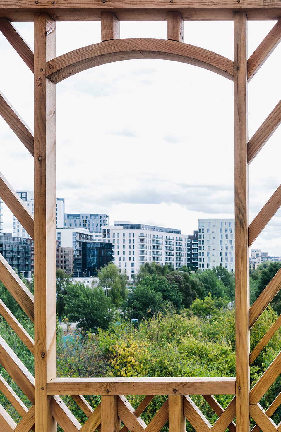 design 33 a new urban landscape and pavilion on greenwich peninsula