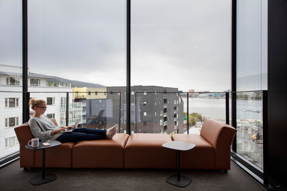 faculty of fine art music and design in bergen by snohetta