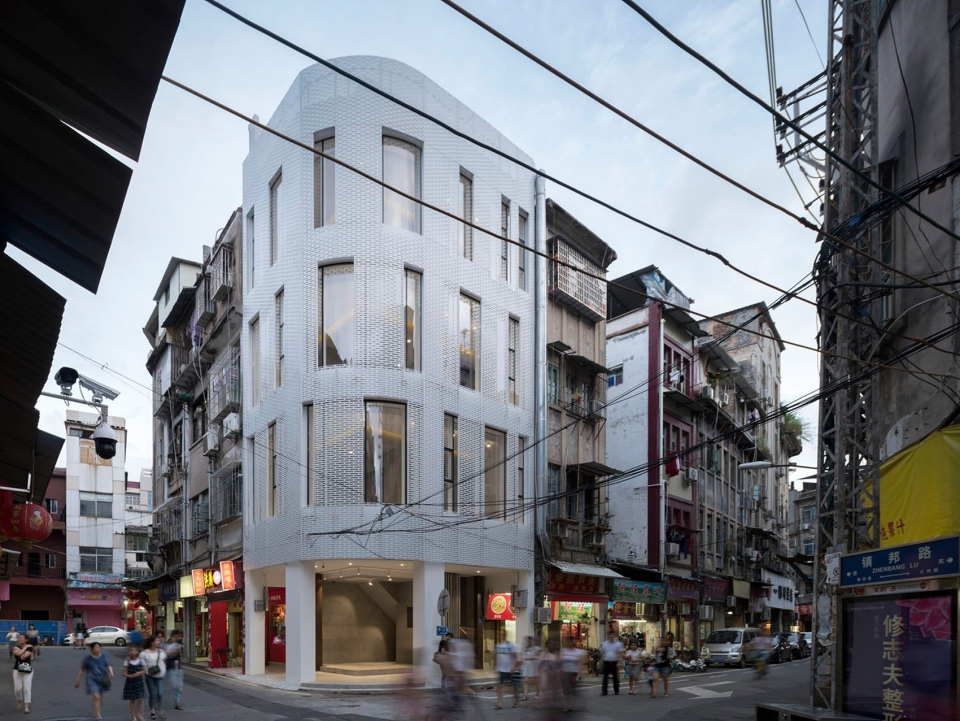 renovation of 114 zhenbang road by team bldg