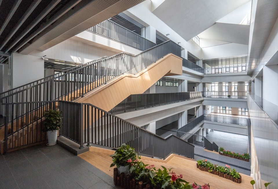 east campus of ningbo xiaoshi high school by udg china