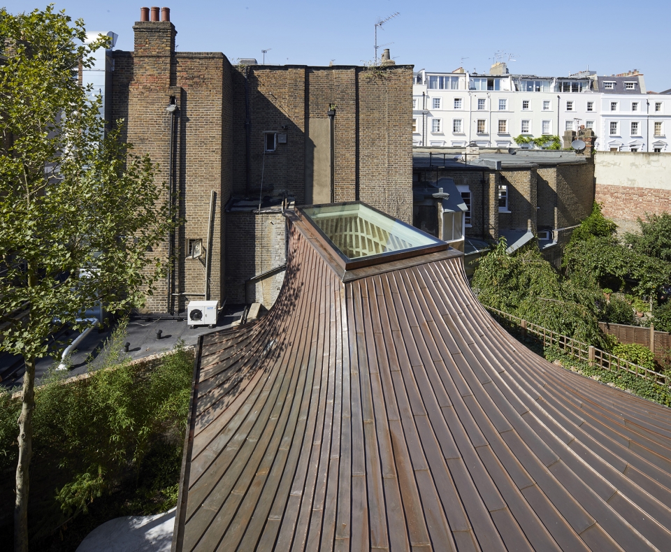 house in a garden by gianni botsford architects