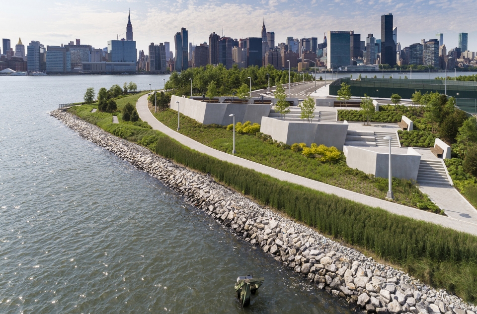 hunters point south waterfront park phase ii by swabalsley weissmanfredi and arup