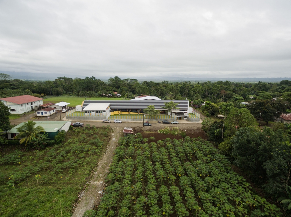 sector angeless public school by norte sur arquitectos