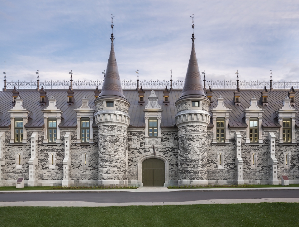voltigeurs de quebec armoury by a49 dfs stgm