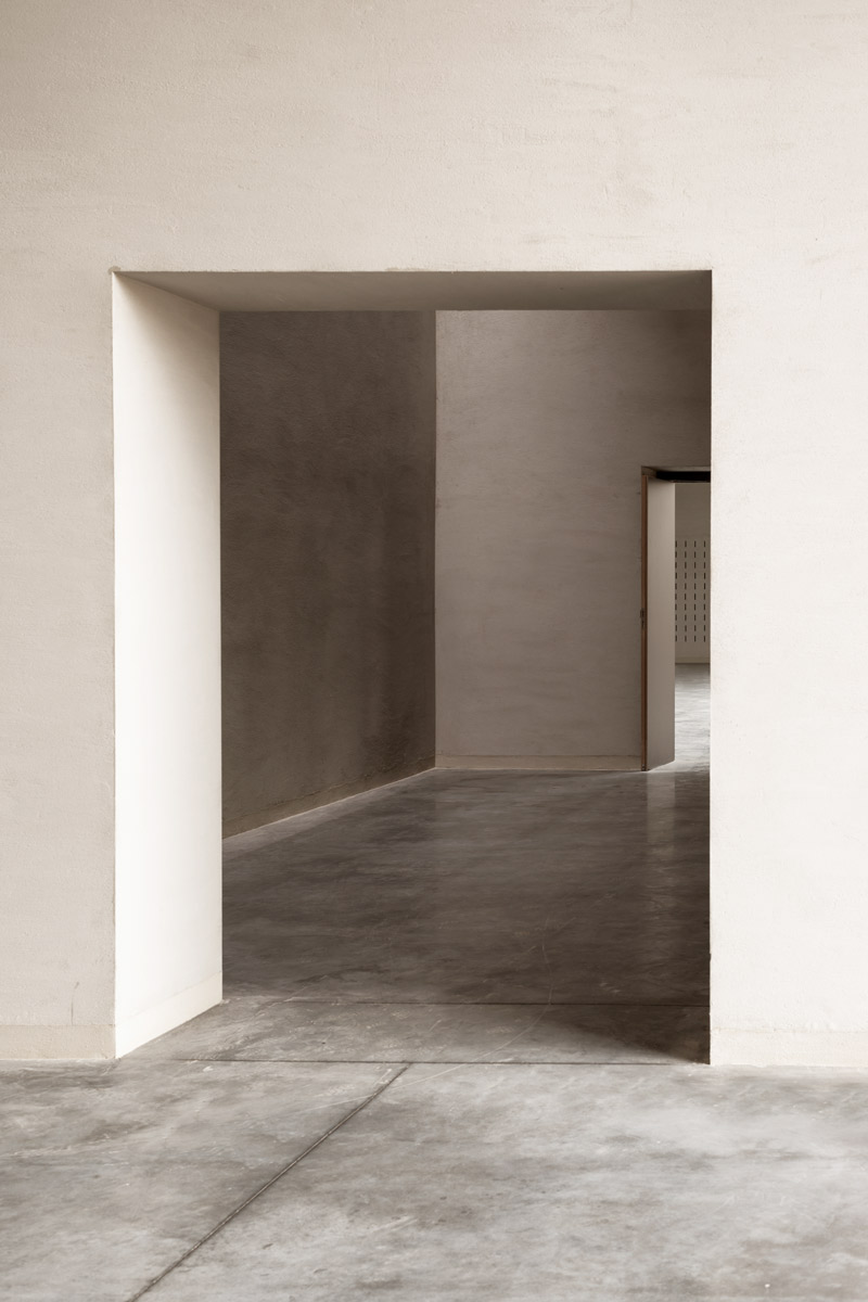 Crematorium Siesegem by KAAN Architecten