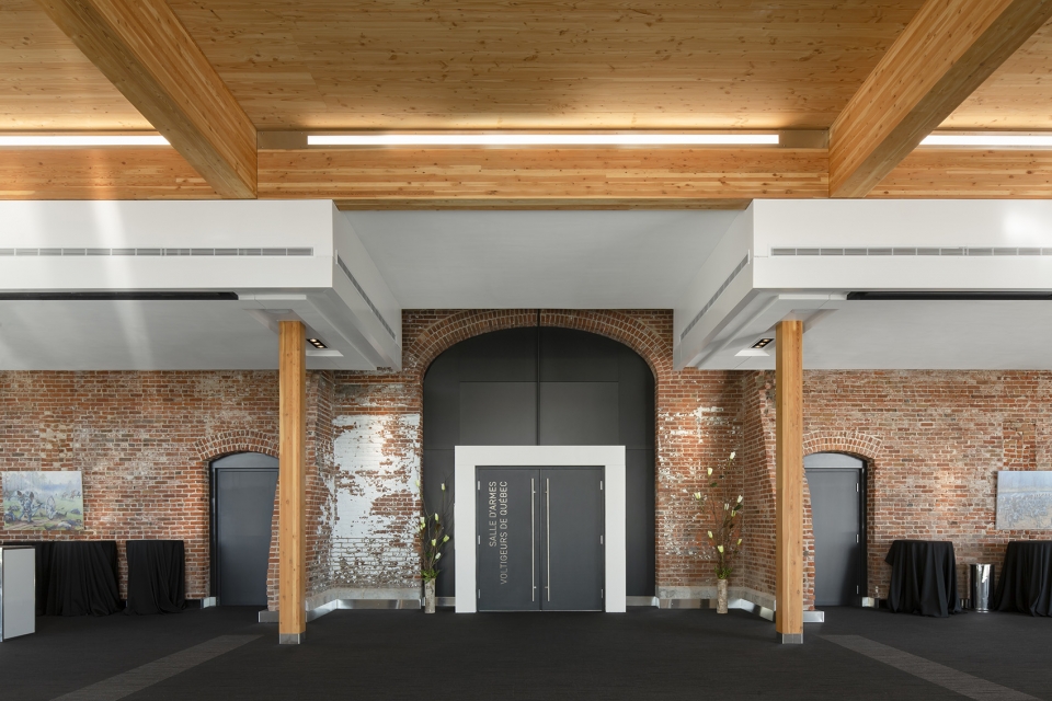 voltigeurs de quebec armoury by a49 dfs stgm