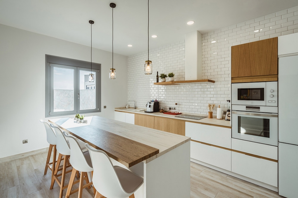 GAS House by OOIIO Architecture