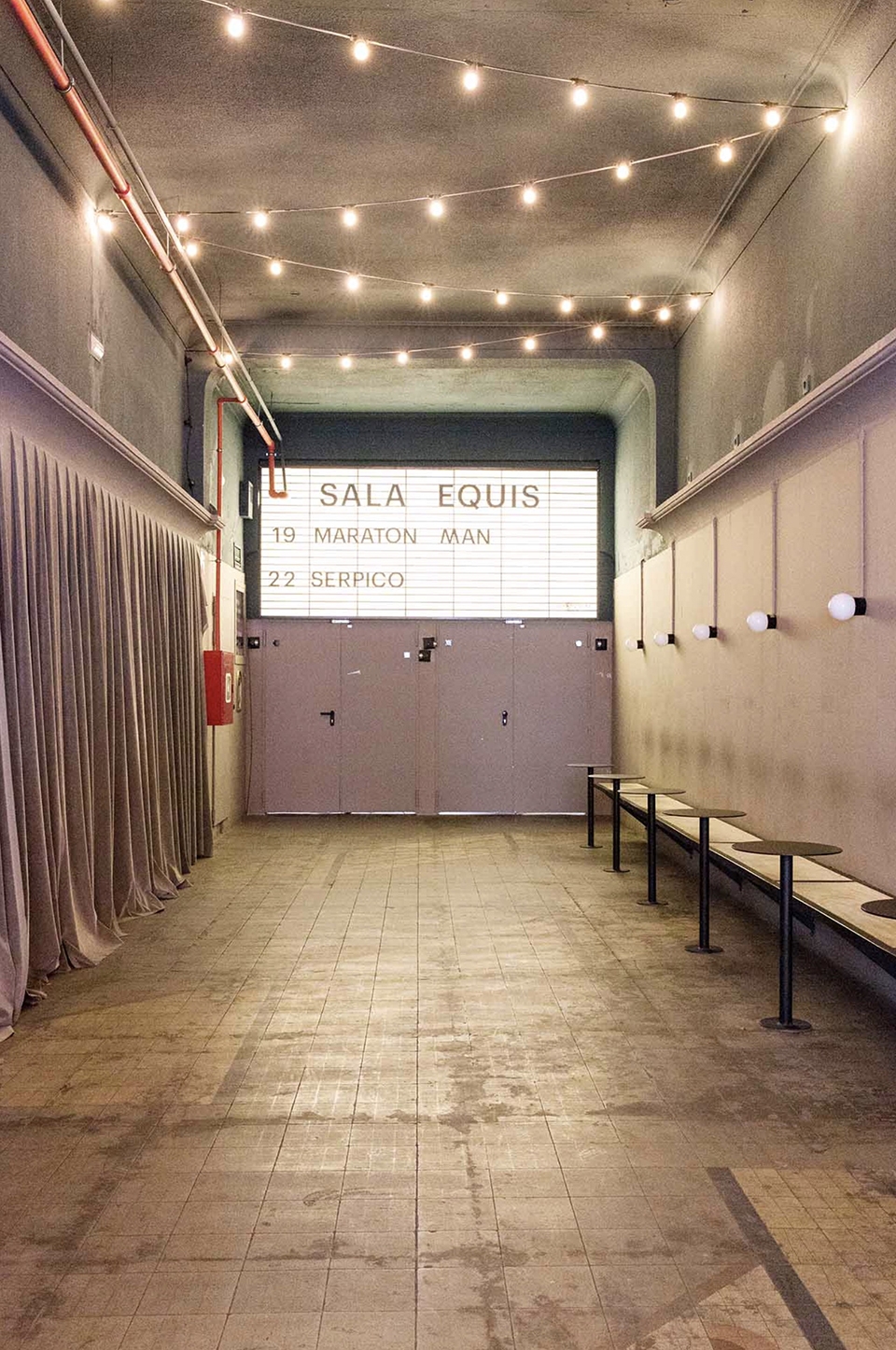 sala equis by plantea estudio 1