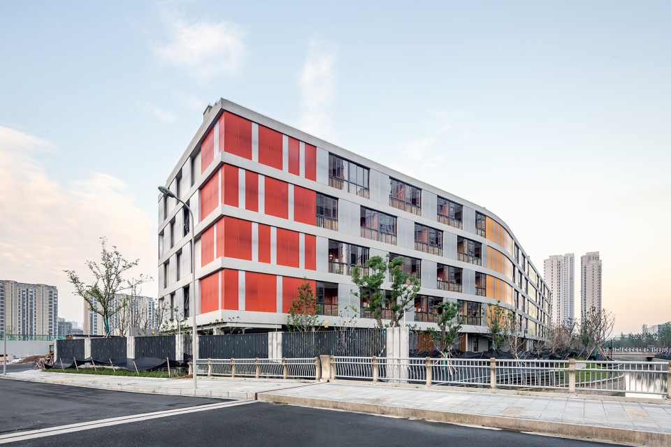 east campus of ningbo xiaoshi high school by udg china