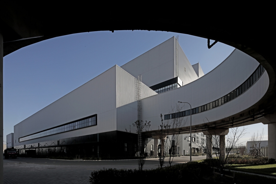 incineration center of domestic waste comprehensive treatment plant at chaoyang district beijing china by atelier li xinggang