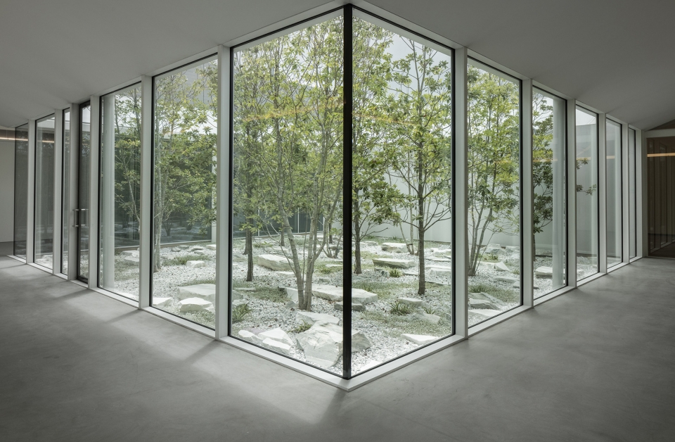 menil drawing institute by johnston marklee
