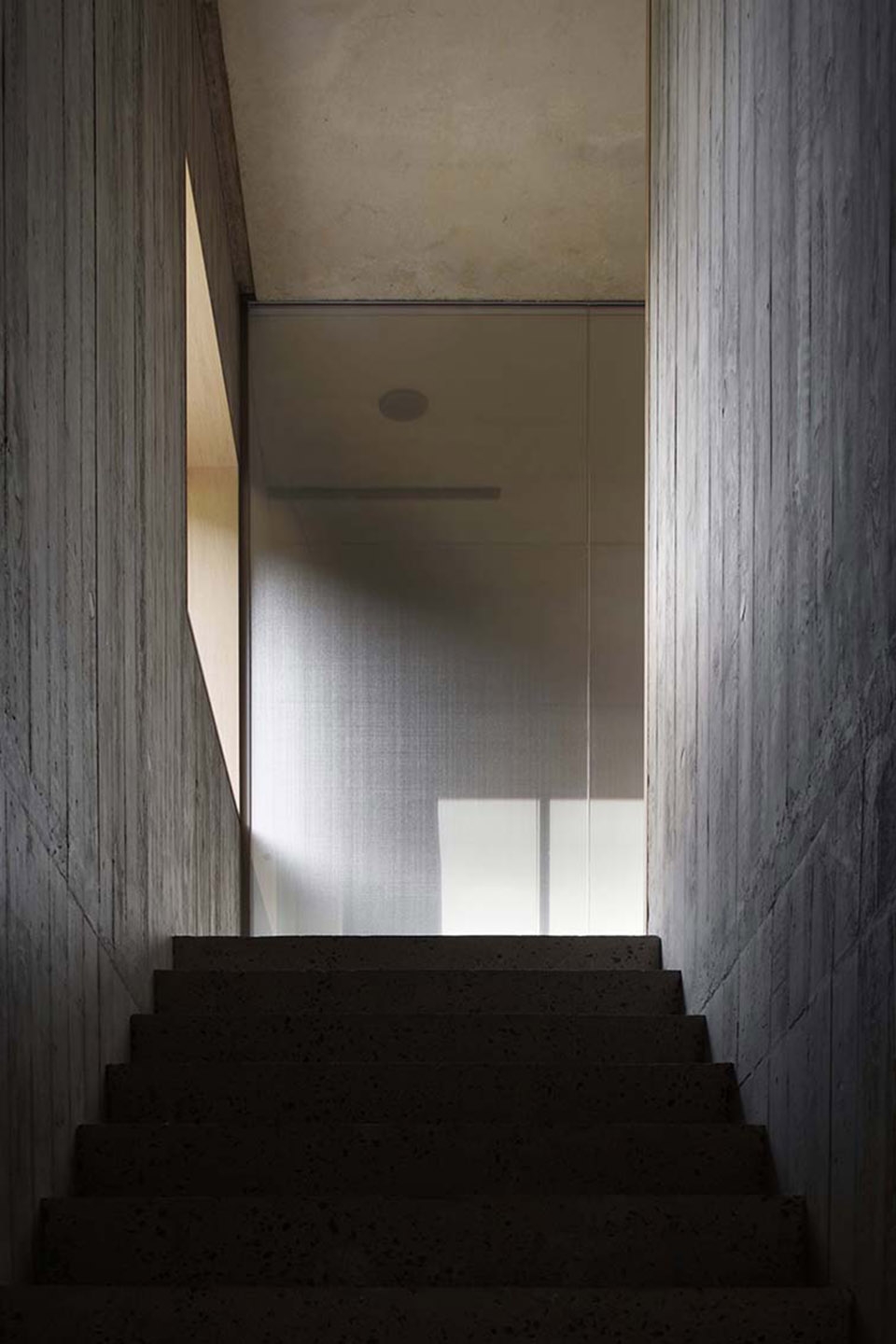 hercule house by 2001