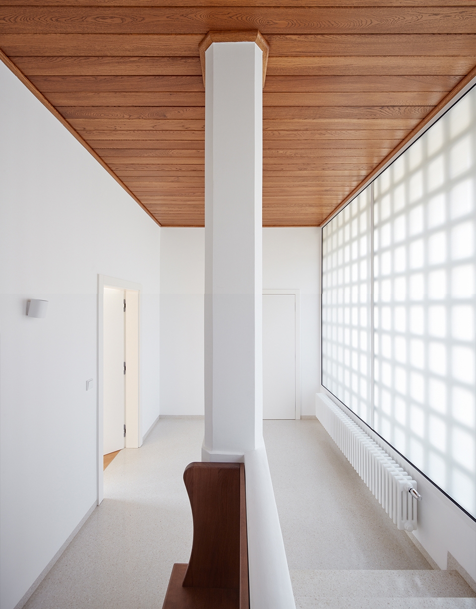 renovation of a functionalist villa indian ship by idhea 1