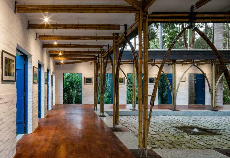 galleria de arte by cru architects