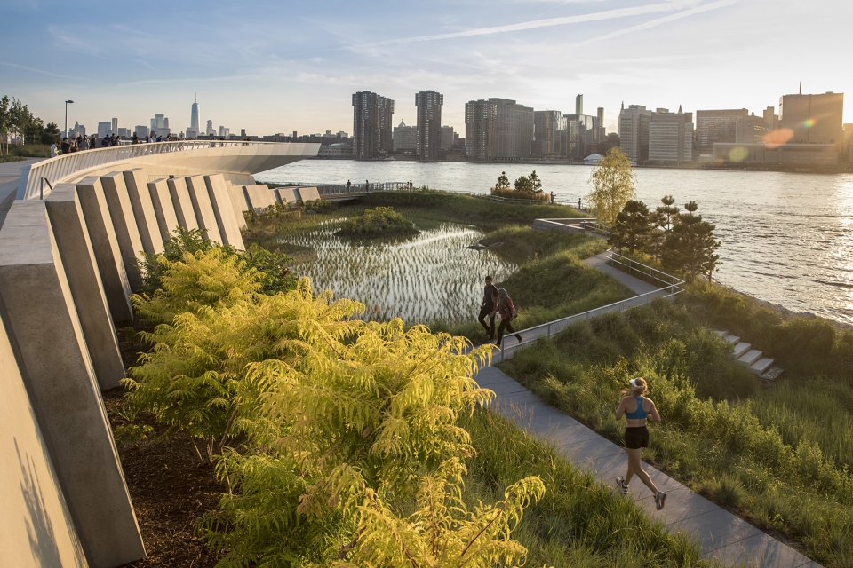 hunters point south waterfront park phase ii by swabalsley weissmanfredi and arup