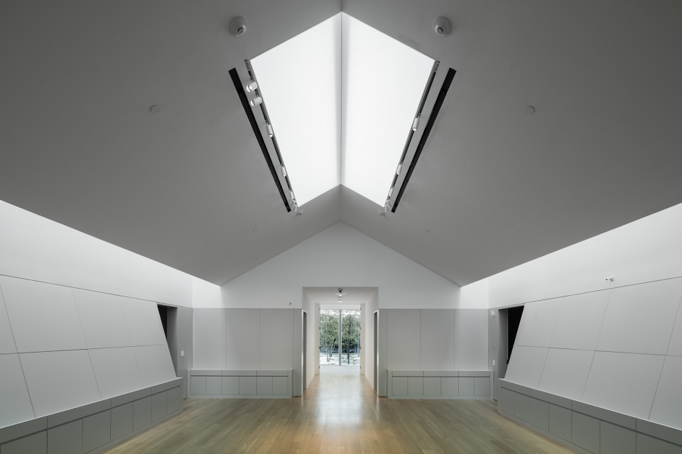menil drawing institute by johnston marklee