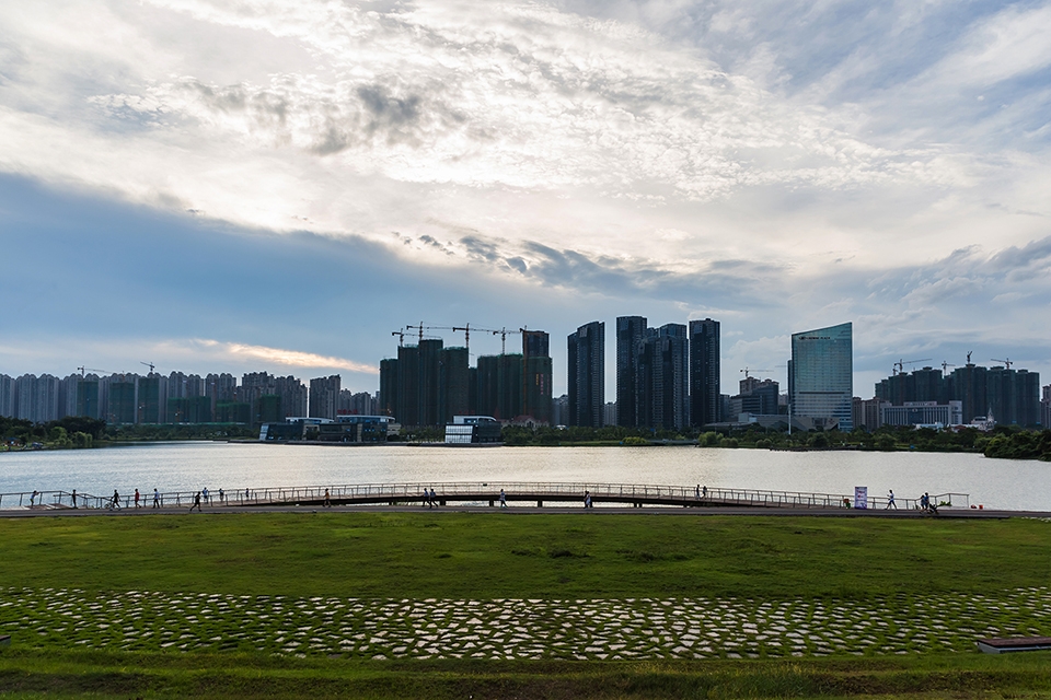 zhangzhou bihu lake eco park china by la design