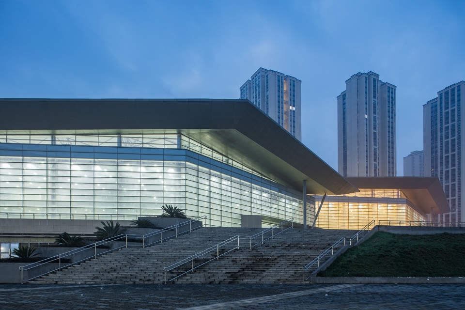zunyi rosa international exhibition and convention center china by capol international associates group