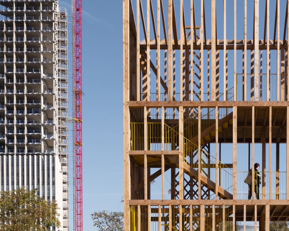 design 33 a new urban landscape and pavilion on greenwich peninsula