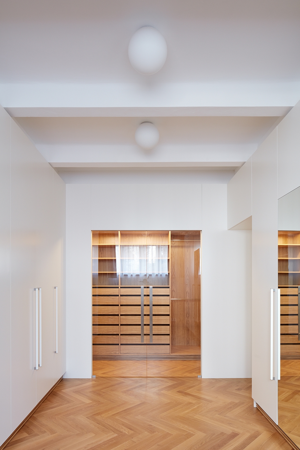 renovation of a functionalist villa indian ship by idhea