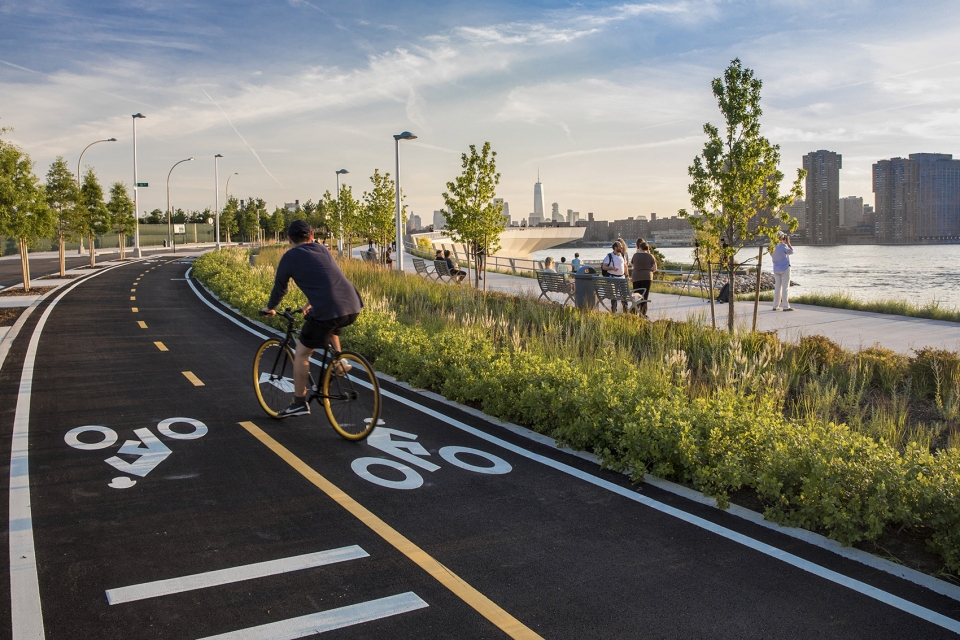 hunters point south waterfront park phase ii by swabalsley weissmanfredi and arup