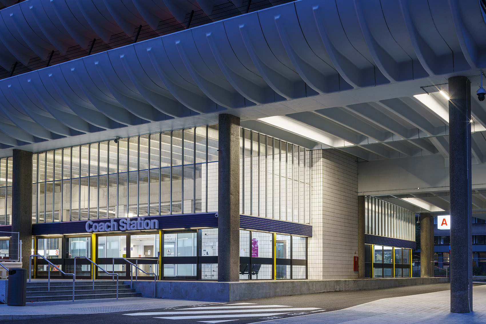 Preston Bus Station by John Puttick Associates 谷德设计网