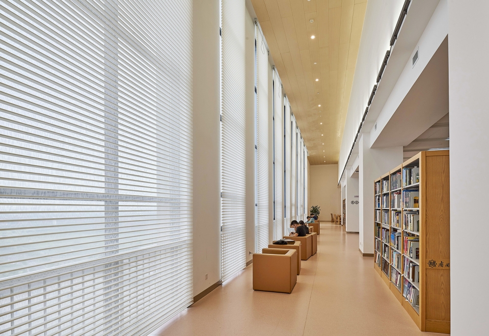 library integrated service building of nankai university new campus china by gpc of tadi