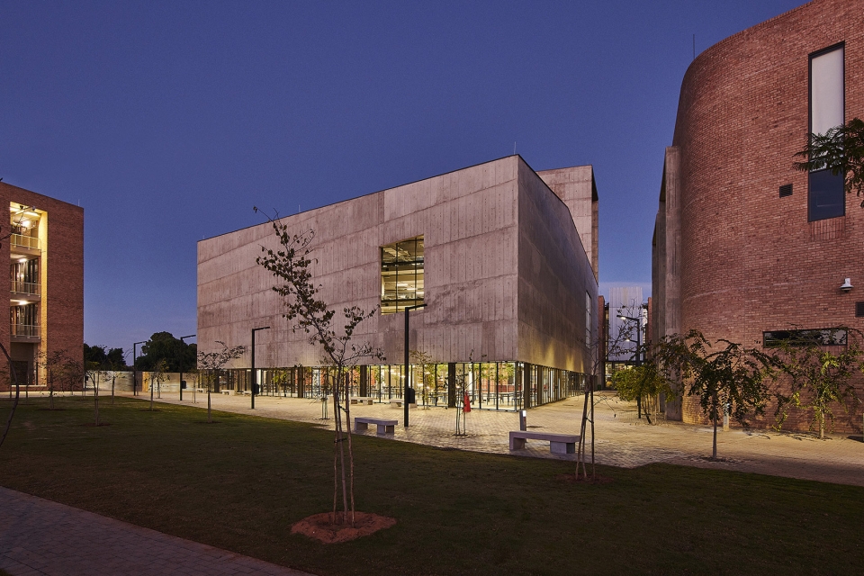 sol plaatje university by designworkshop