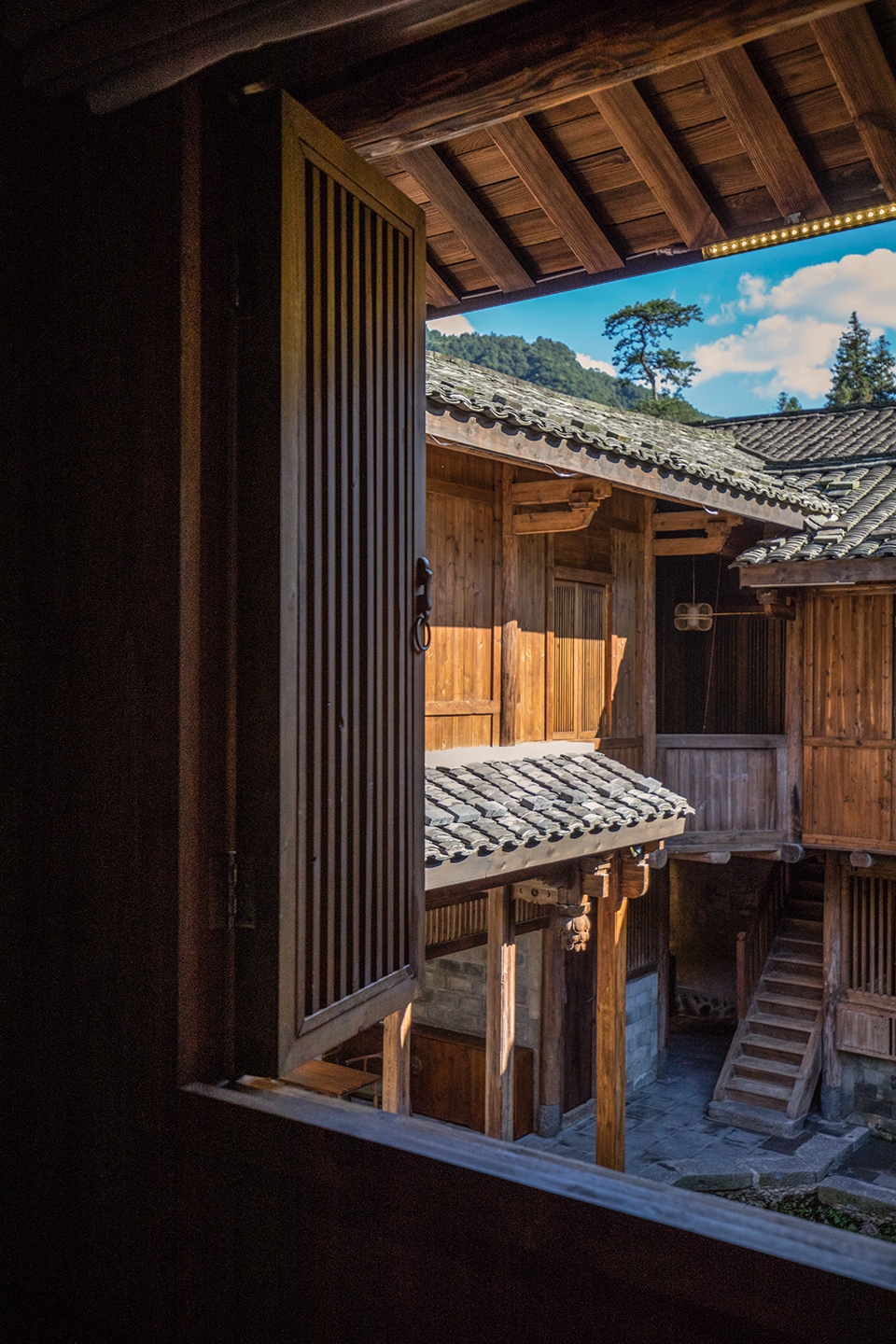 tsingpu tulou retreat by trace architecture office