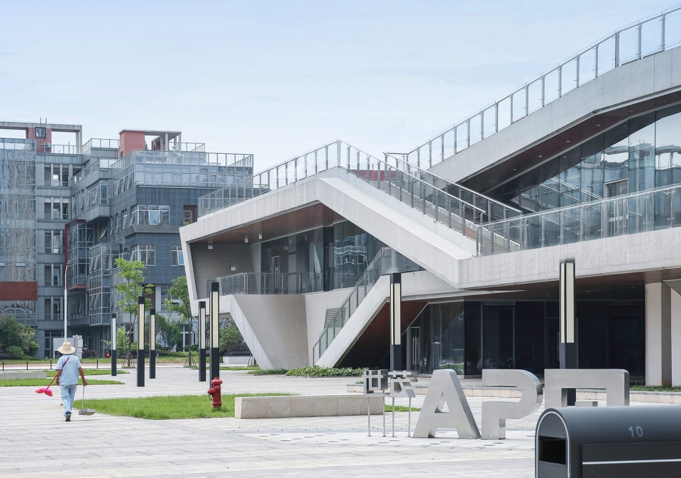 nanchang shimao water city cloud office center china by dplus studio