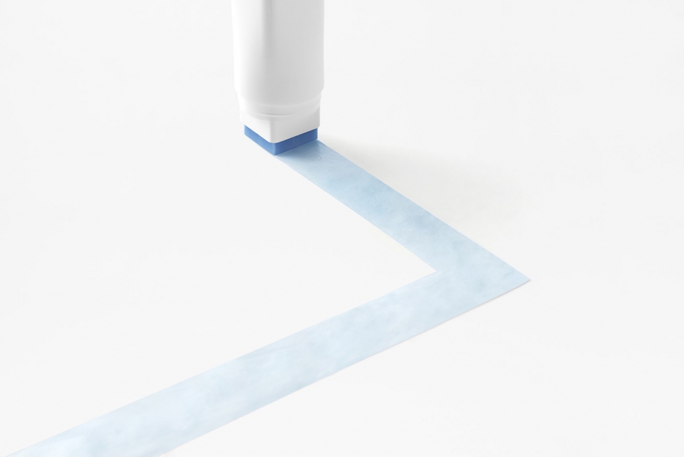 GLOO adhesive products for KOKUYO by nendo