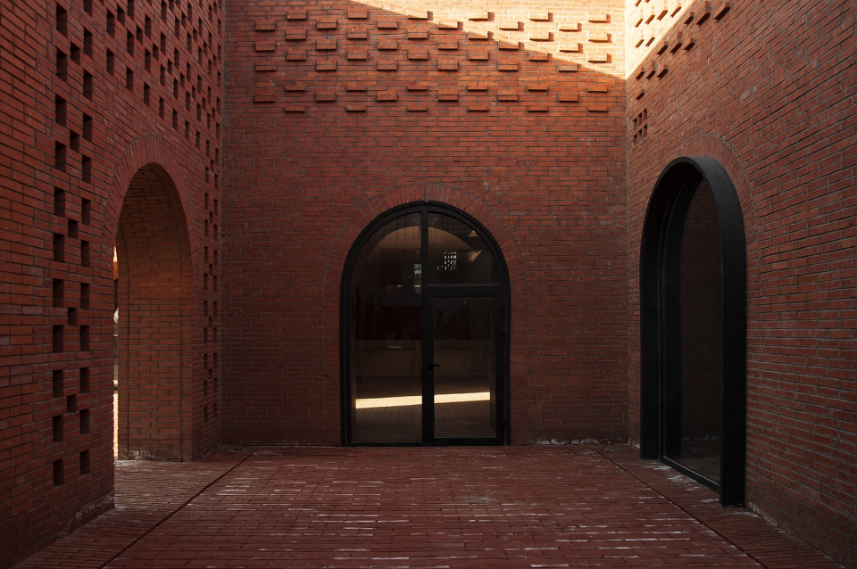 tower of bricks interval architects