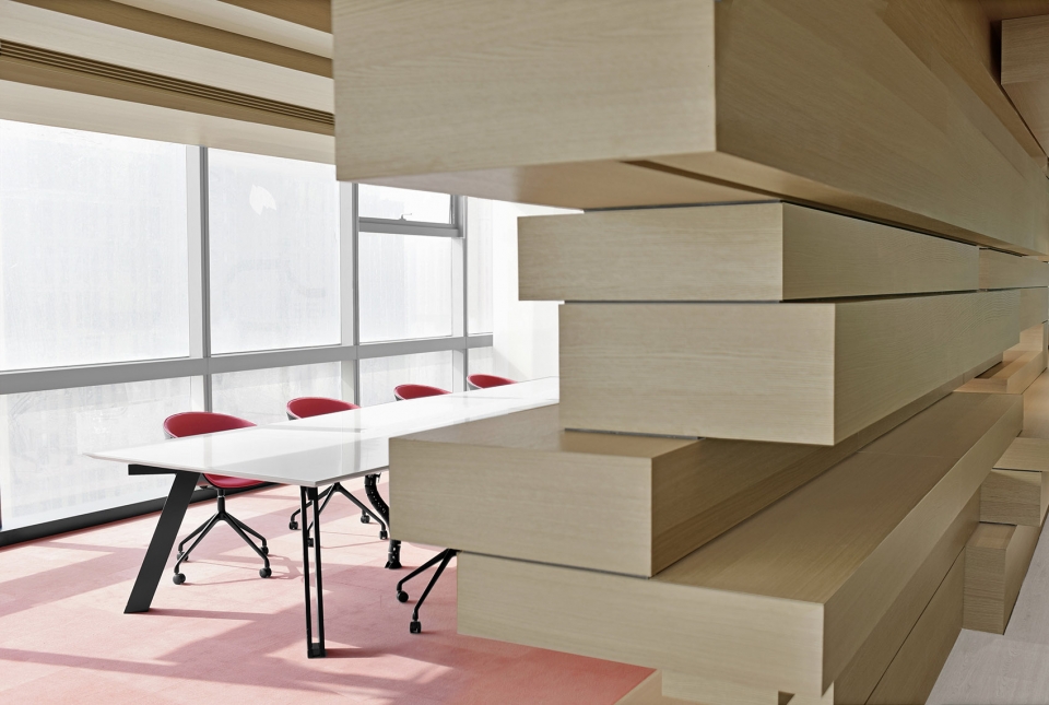 k18 office pone