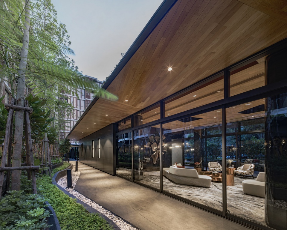 mori haus by somdoon architects