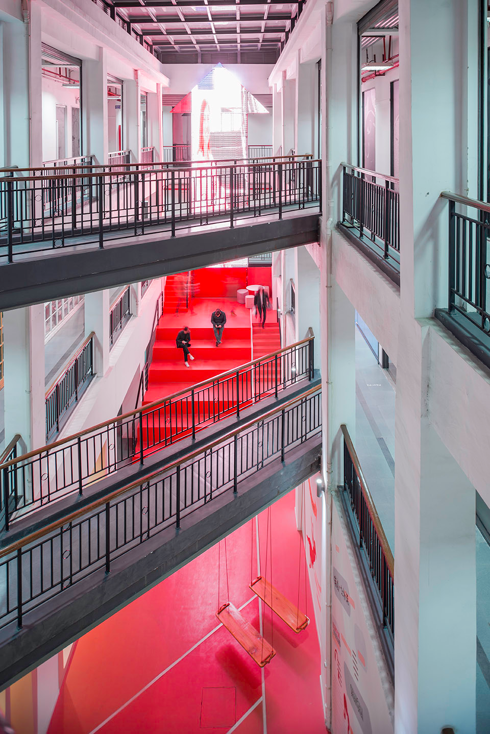 Red Arrow by 100architects 09