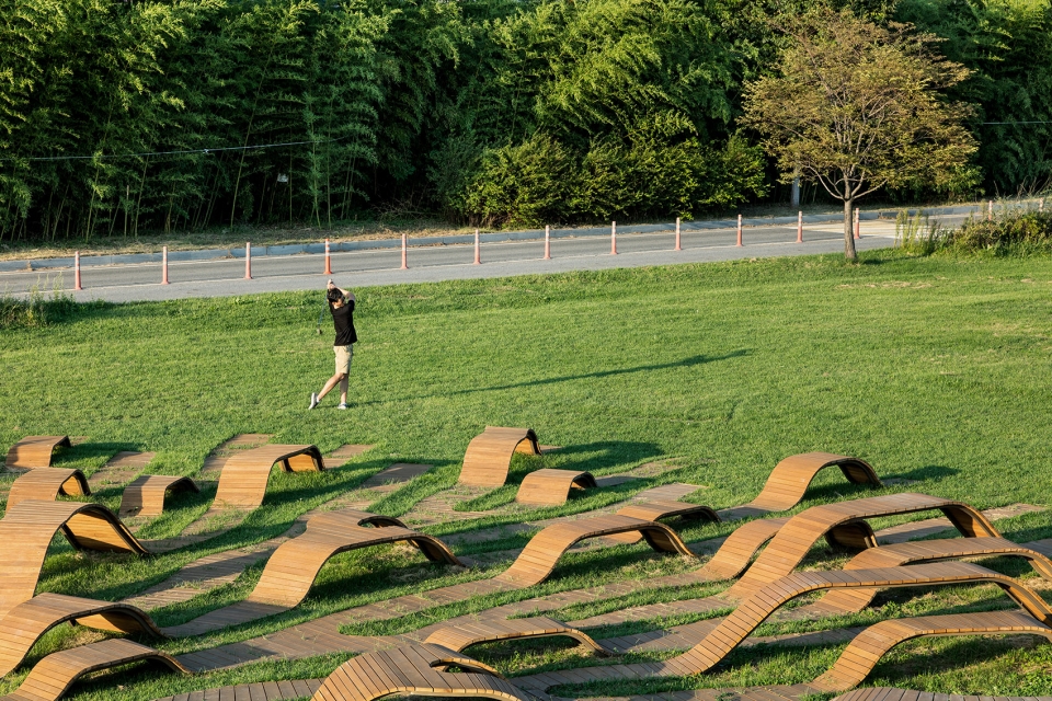 root bench by yong ju lee architecture 016