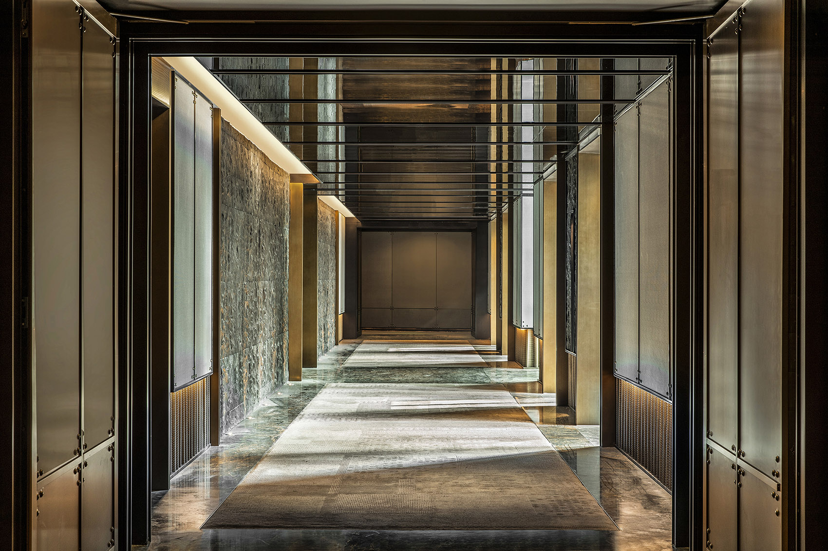 Interior Design of InterContinental Shanghai Wonderland Hotel by CCD ...