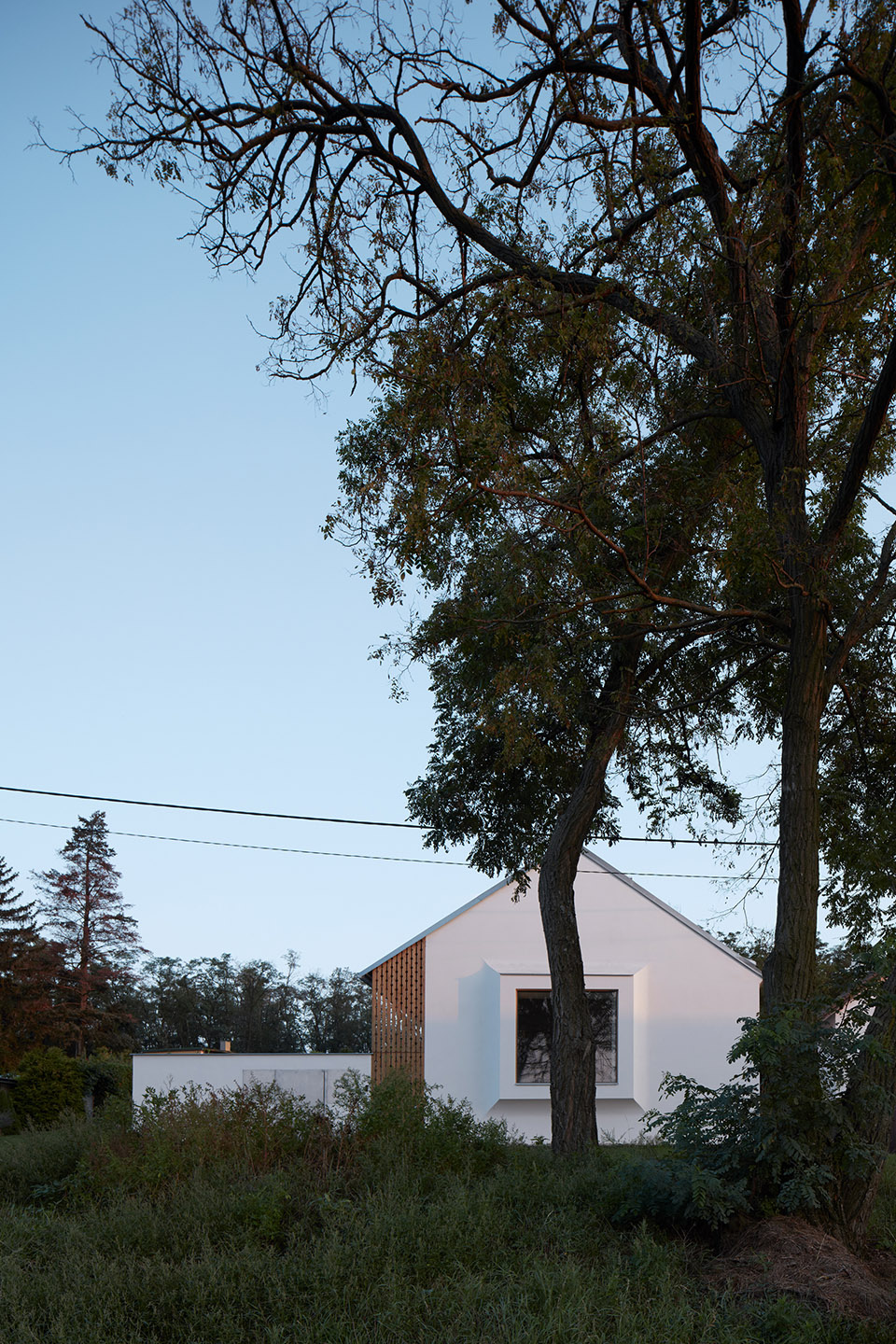 South Moravian Village House by ORA 谷德设计网