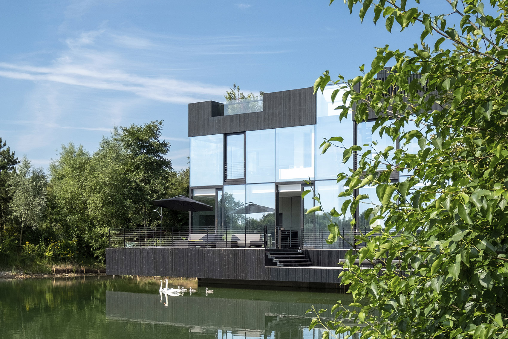 villa on the lake by mecanoo architecten