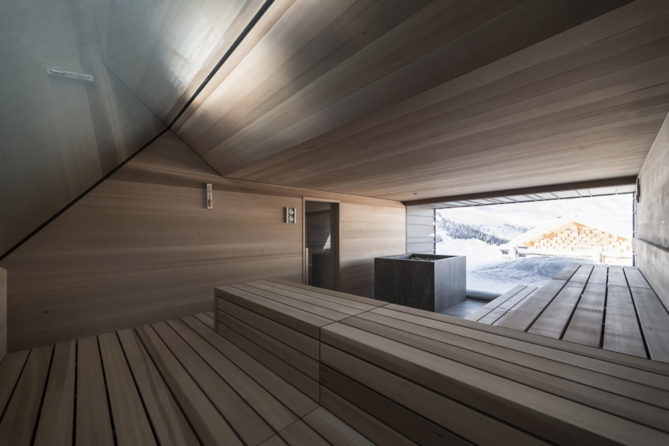 zallinger hotel by noa