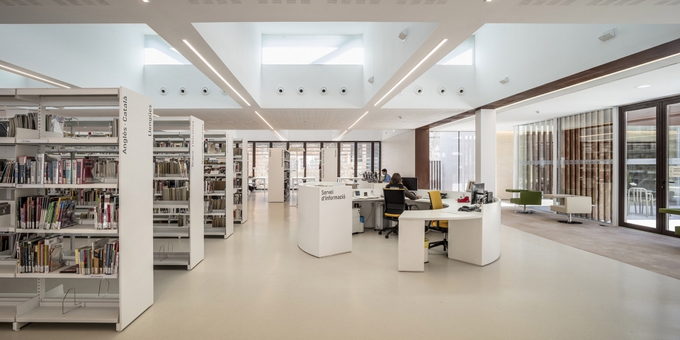 sant sadurni cultural center by taller 9s arquitectes