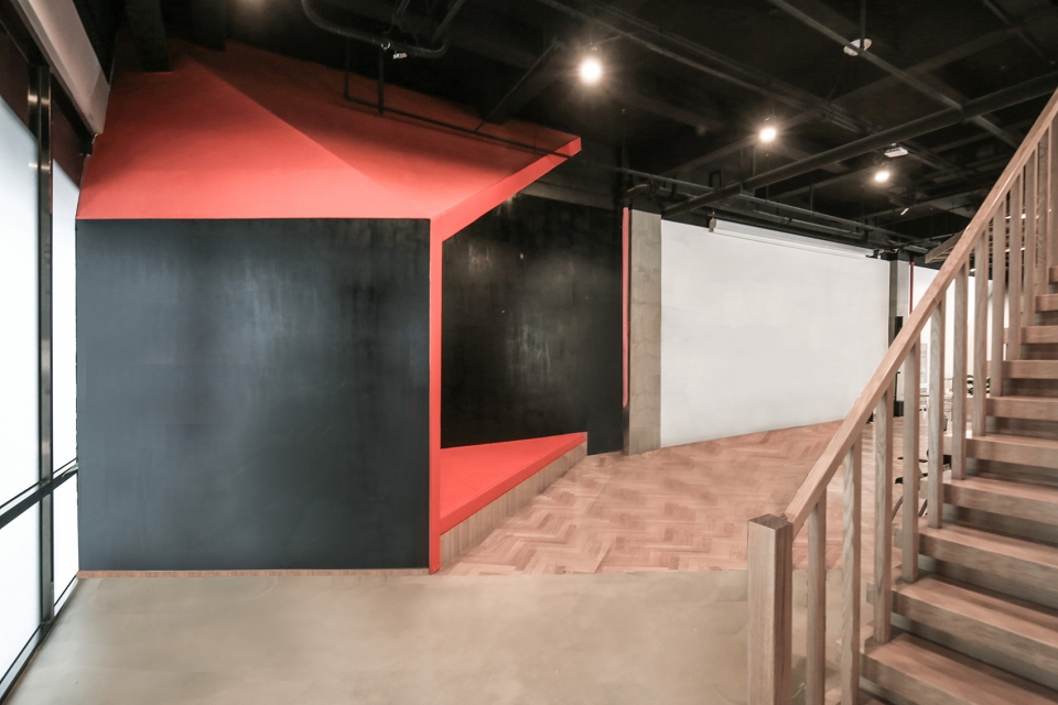 weirdo talk creative lab china by hypersity architects