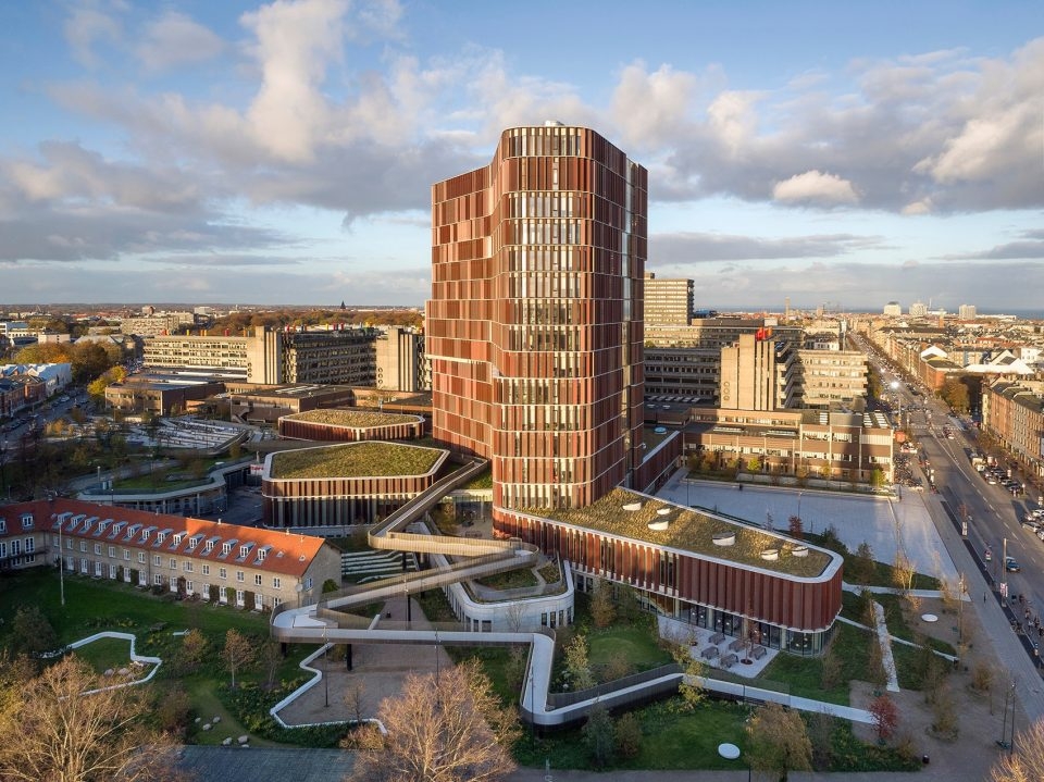 maersk tower extension of the panum complex at the university of copenhagen by c f moller architects 960x719