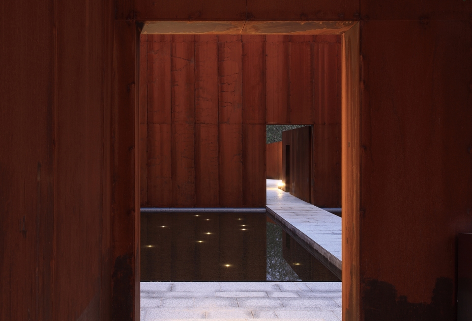 sian memorial park by iroje architects planners
