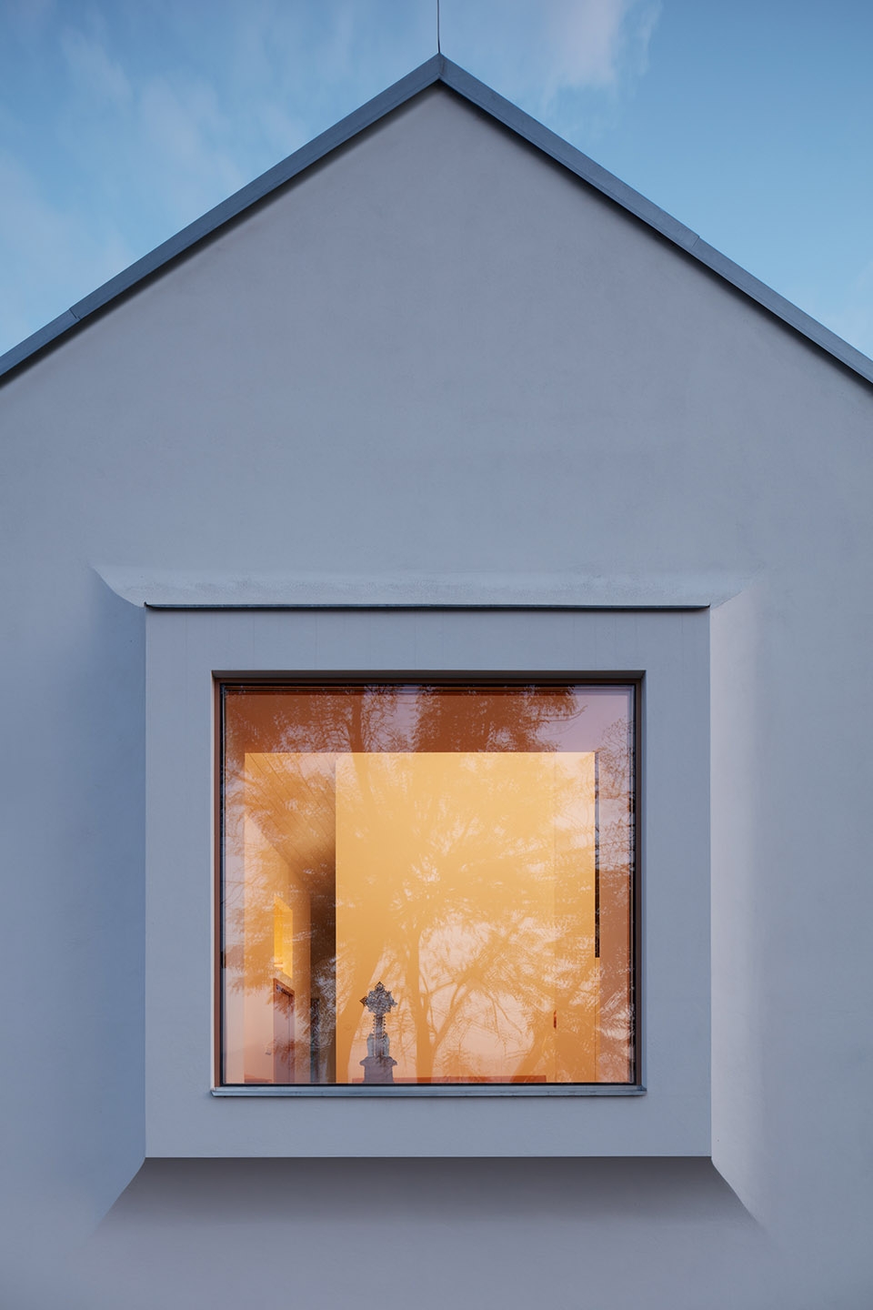 south moravian village house by ora