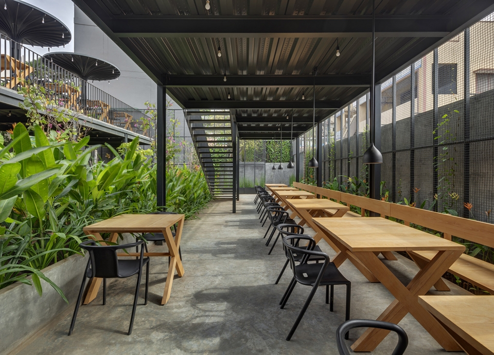 sunrise garden restaurant by m9 design studio