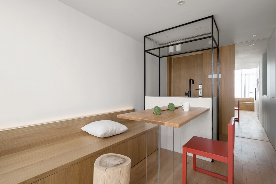 embracing loft space by uni x interior architects