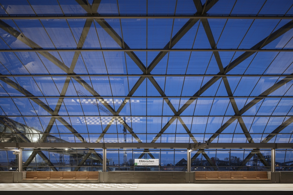 new elbbrucken underground station by gmp